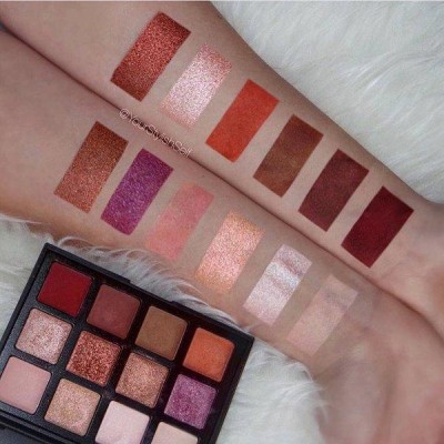 Lick and Lash  Palette Please Me 12 Colour